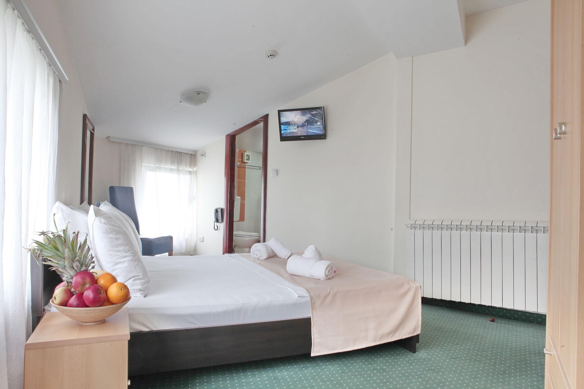 Happy Star Club Hotell Beograd Eksteriør bilde